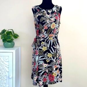 Black Floral Sleeves Dress With Tie